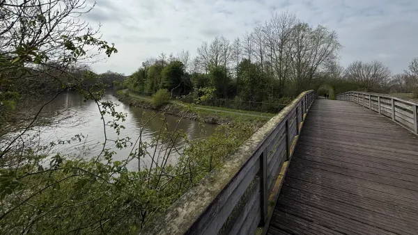 Grensoverschrijdend project geeft nieuwe bestemming aan eilan­djes op de Leie